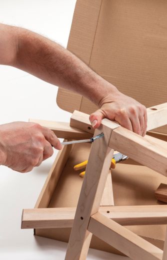Möbel-Montage