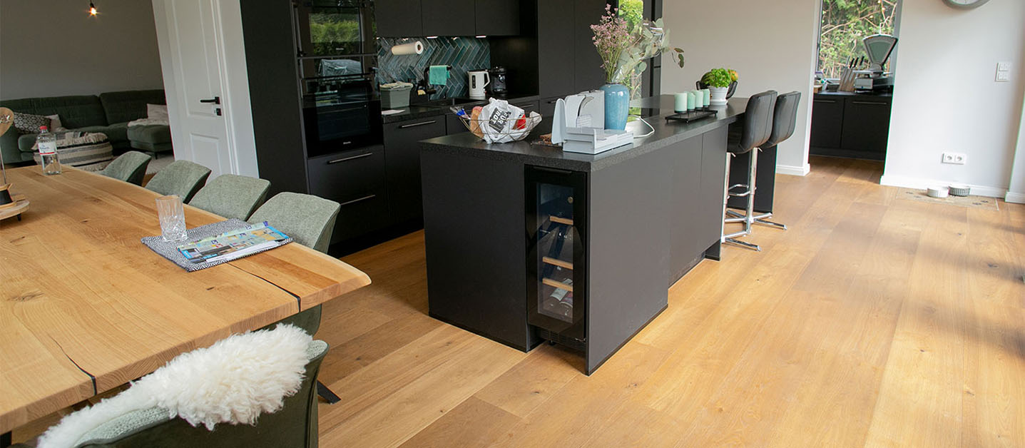 STARKe Projekte: Landhausdiele XL mit Treppe